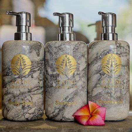 Ratni Ubud Villa エクステリア 写真