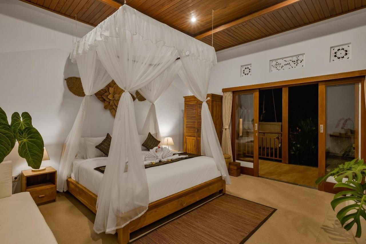 Ratni Ubud Villa エクステリア 写真