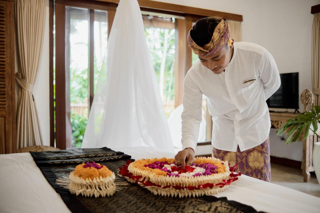 Ratni Ubud Villa エクステリア 写真