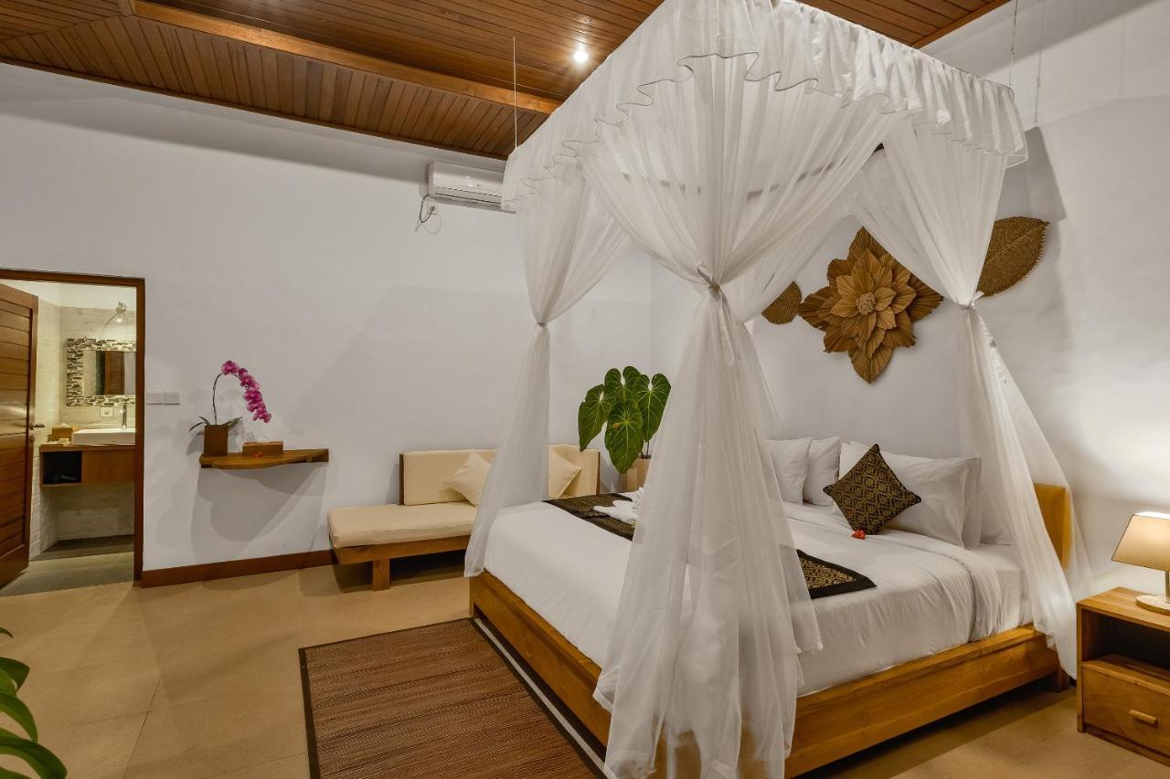 Ratni Ubud Villa エクステリア 写真