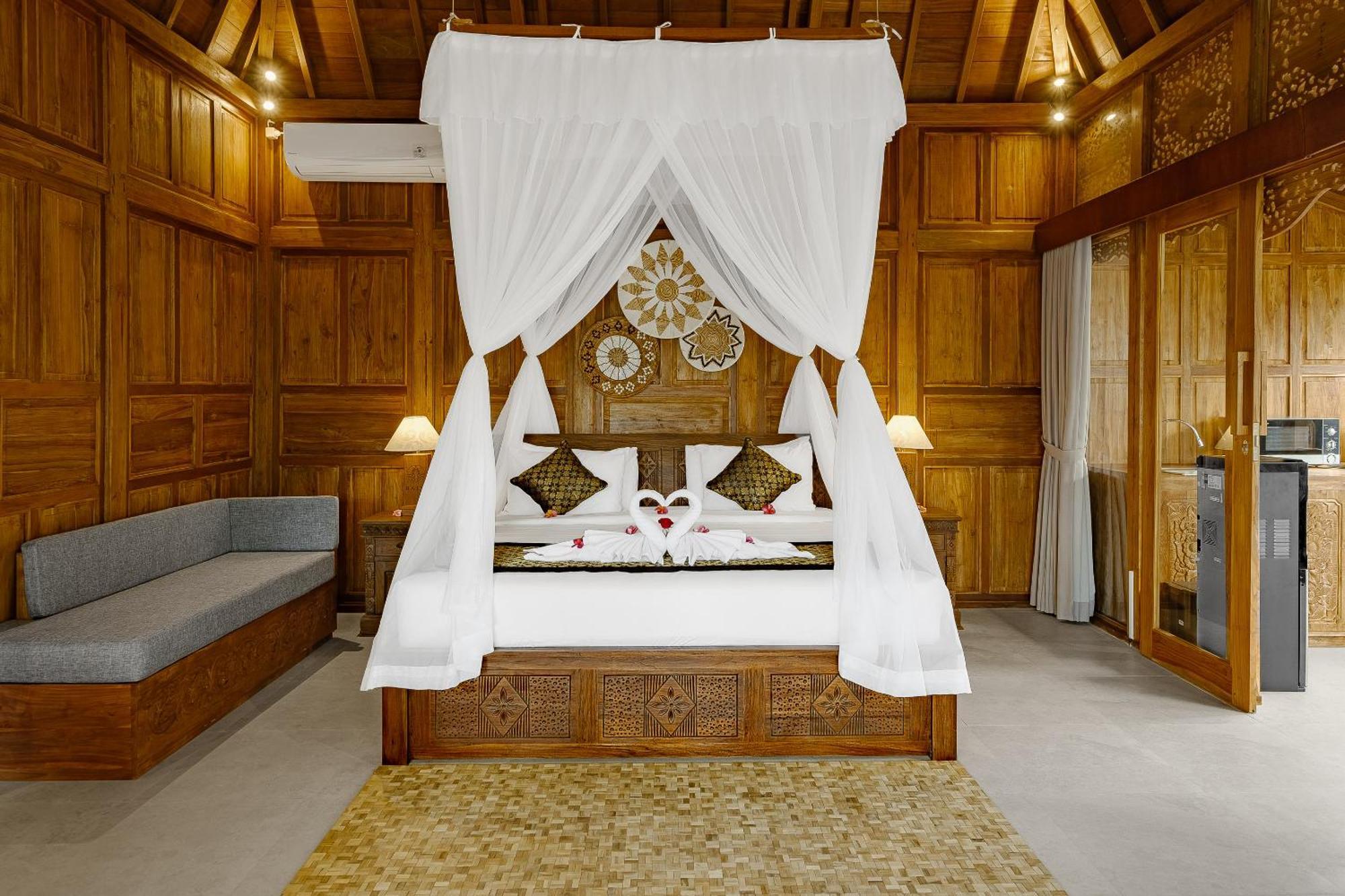 Ratni Ubud Villa エクステリア 写真