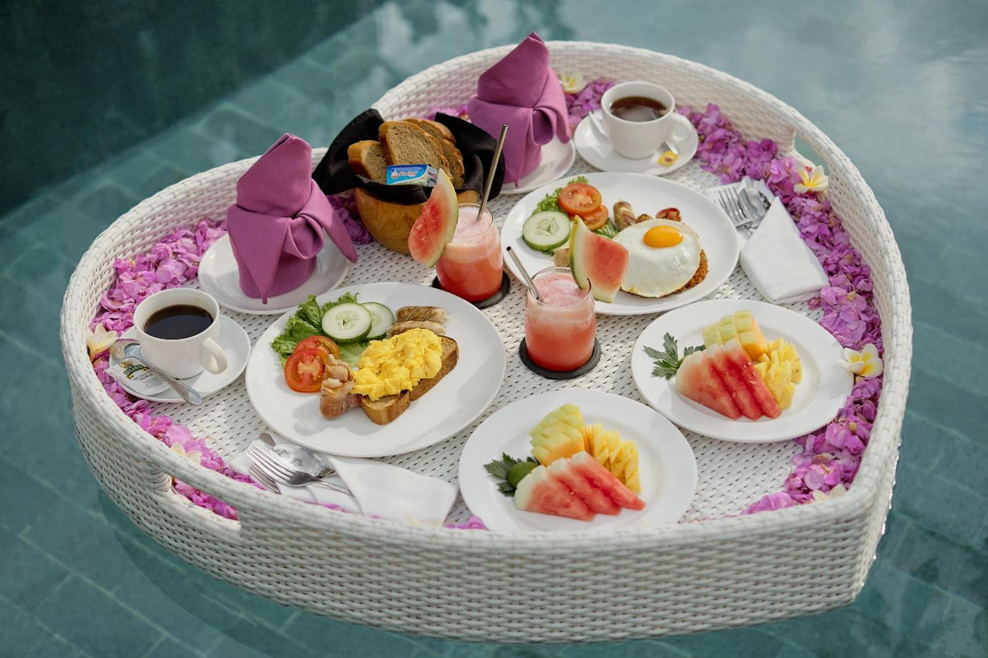 Ratni Ubud Villa エクステリア 写真
