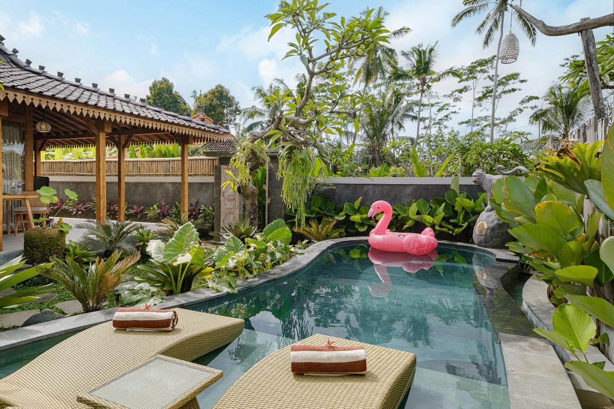 Ratni Ubud Villa エクステリア 写真