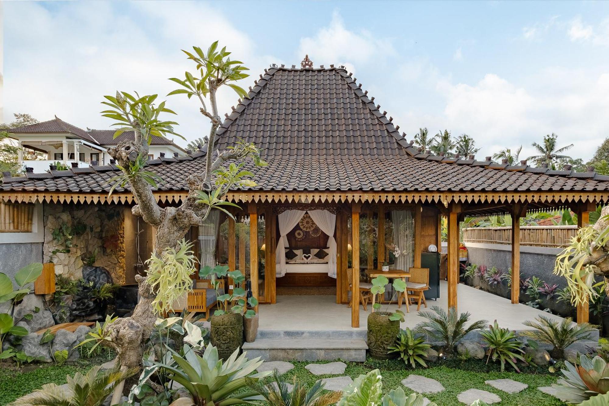 Ratni Ubud Villa エクステリア 写真