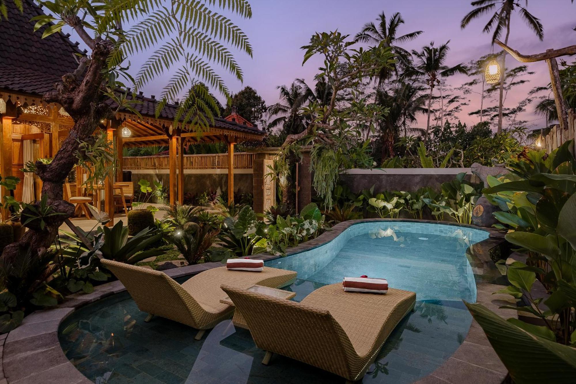 Ratni Ubud Villa エクステリア 写真